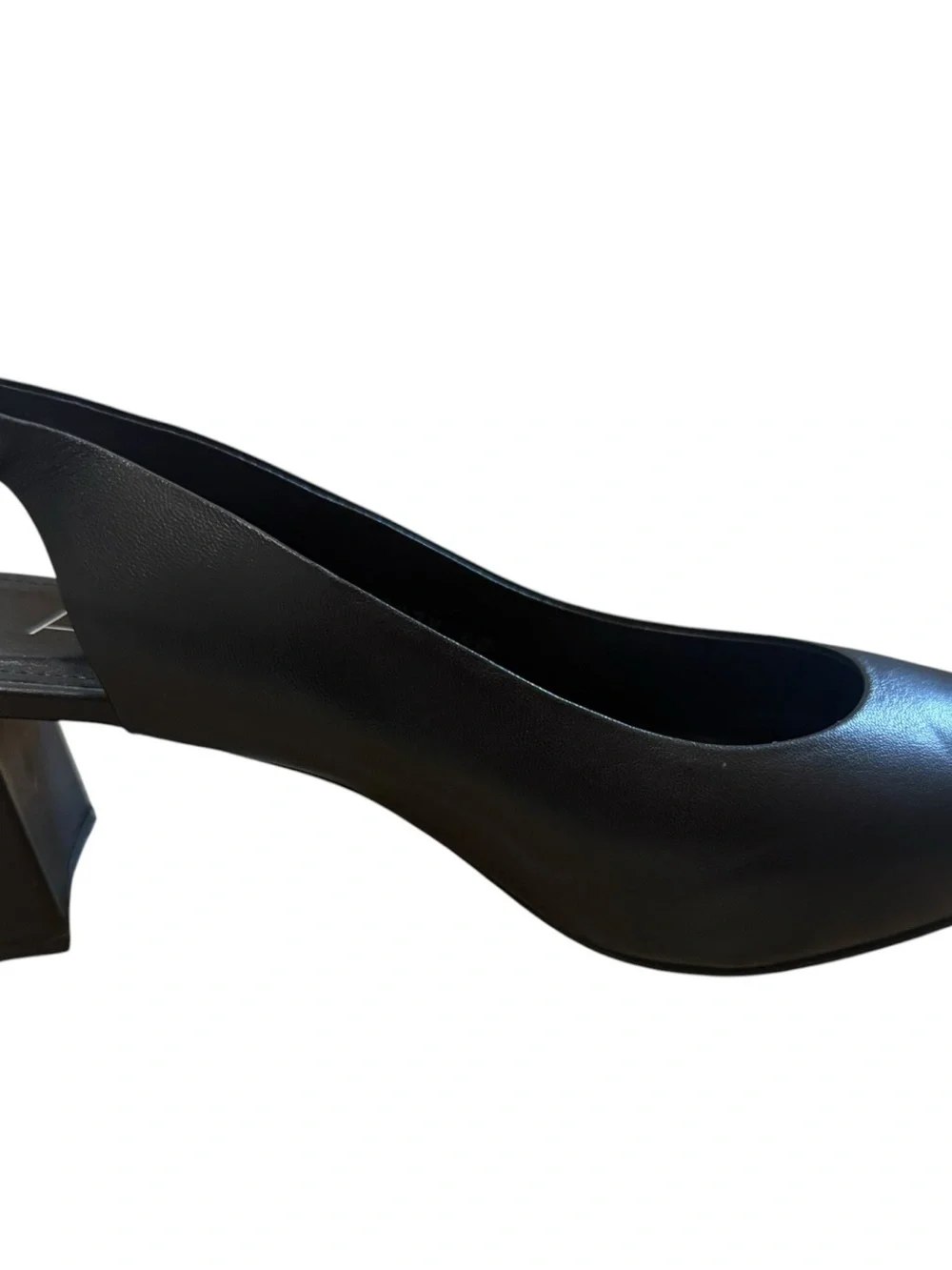 AGL Black Leather Pointed Toe Block Heel Slingback Pumps Size 40 | like new! - Picture 9 of 12